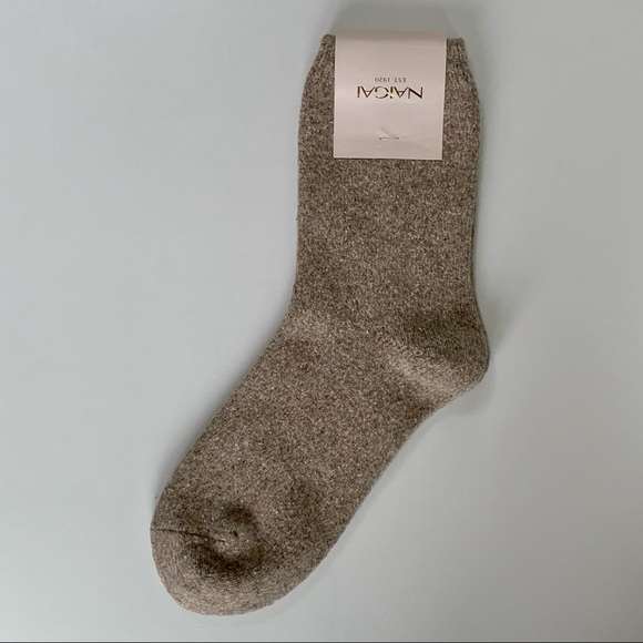 2/$30 - NWT Naigai Crew Socks - Made in Japan - Picture 9 of 9